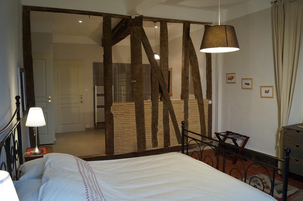 Bed and Breakfast Le Gavachon Leboulin Pokoj fotografie